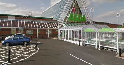 Asda shopper knew what he had to do as dogs left in 'swelteringly' hot car