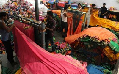 Bathukamma saree scheme a boon for weavers: KTR