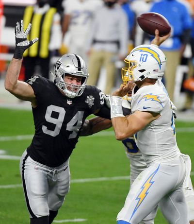 Former Raiders ED Carl Nassib finally finds landing spot, returning to Buccaneers