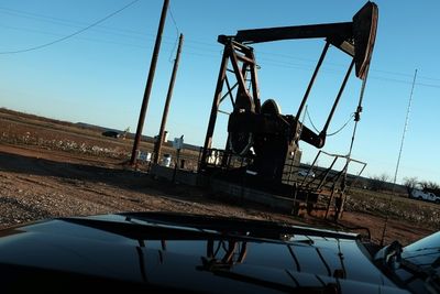 Oil prices suffer more losses, stocks mixed