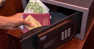 Simple tips for holidaymakers to reduce risk of cash theft and losing belongings