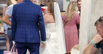 Bride and groom abandon wedding to tuck into a kebab at local takeaway