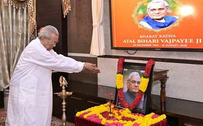 Andhra Pradesh: Governor pays tributes to Vajpayee on his death anniversary
