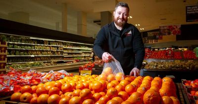 'Indefinite trial': Plastic bags for fruit and veg to be removed from ACT Coles