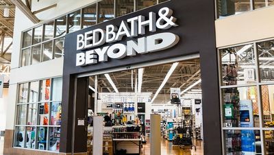 Dow Leads Mixed Stock Market Session; Bed, Bath & Beyond Soars