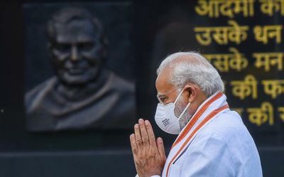 Vajpayee made pioneering efforts to transform India: PM Modi