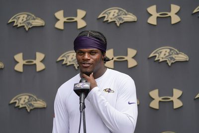 Ravens QB Lamar Jackson discusses chemistry with WR Rashod Bateman