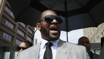 R. Kelly jury selection continues, Lady Gaga takes over Wrigley Field and more in your Chicago news roundup