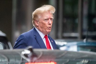 ‘It’s not theirs, it’s mine’: Trump resisted advisers’ calls to return White House documents