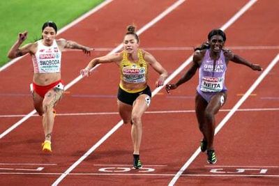 Great Britain win three 100m medals at European Athletics Championships but Dina Asher-Smith pulls up