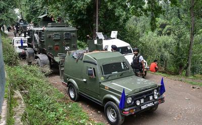 Militants lob grenades at security forces, escape cordon in J&K’s Shopian
