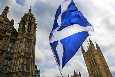 Scotland 'paying economic price' for staying with declining UK