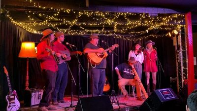 Waterbag Band releases debut single about Darling-Baaka River ahead of Mundi Mundi Bash