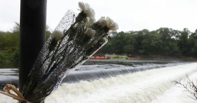 Flowers left at weir after man's body recovered from River Trent