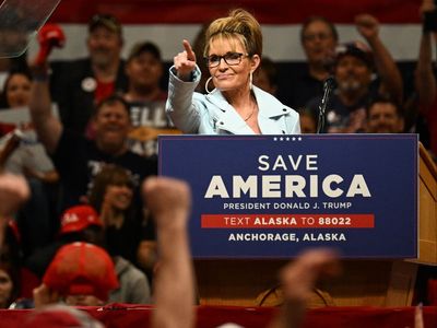 Trump-endorsed Sarah Palin advances to November election for sole Alaska House seat