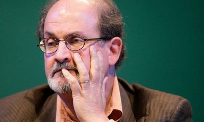 Hundreds of authors to read from Salman Rushdie’s works in show of solidarity