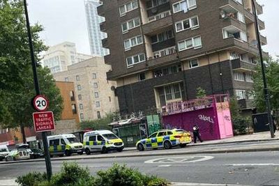 Police make arrest after New Kent Road shut as man ‘scales Elephant and Castle flats’