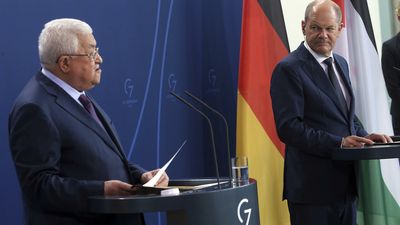 German chancellor slams Mahmoud Abbas's ‘unacceptable’ Holocaust remarks