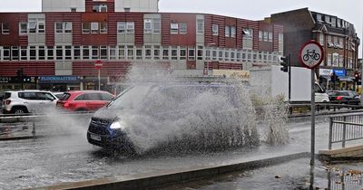 London flooding: Huge storm leaves train stations flooded and M25 under water