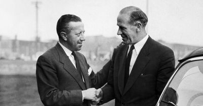 Manchester United announce Jimmy Murphy statue will be installed at Old Trafford