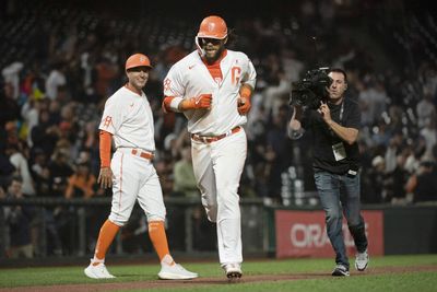 Brandon Crawford’s children had the most adorable reaction to his epic walkoff home run against the Diamondbacks