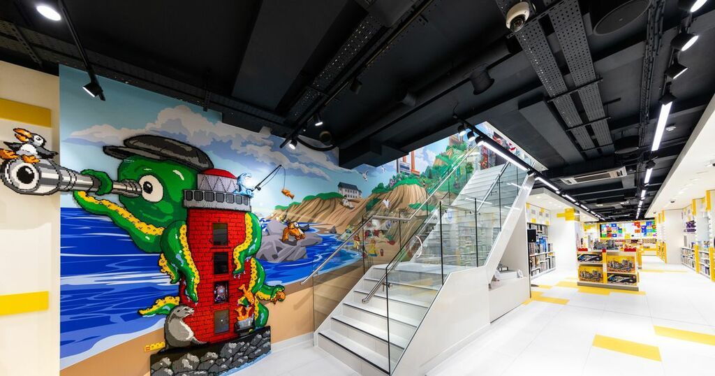 Watch Sneak peek inside Dublin LEGO store as it opens…