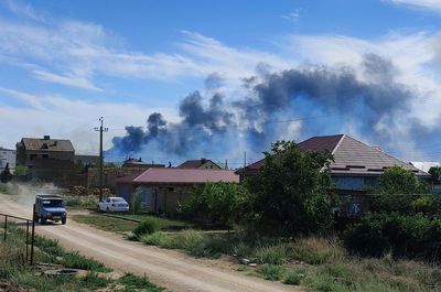Some Russians happy to holiday in sunny Crimea despite blasts