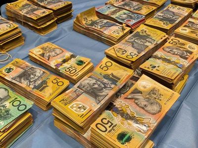 Sydney driver charged after $1m cash find