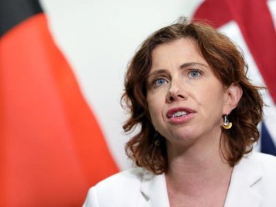 Feds fast-track NT family violence funding