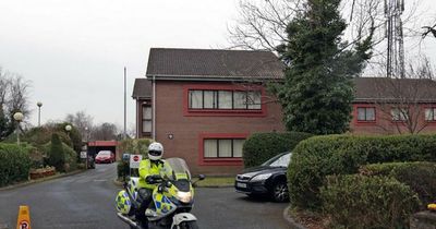 Man with knife threatens Dublin shop staff before fleeing scene with cash