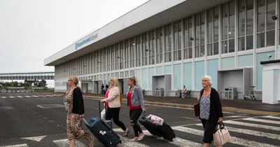 Prestwick Airport staff vote in favour of pay deal