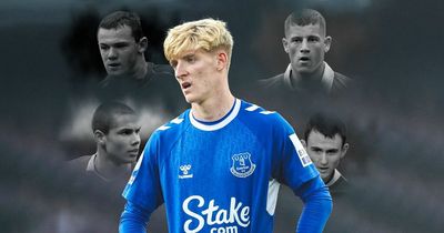 Anthony Gordon has received clear Chelsea transfer warning from other Everton home-grown heroes