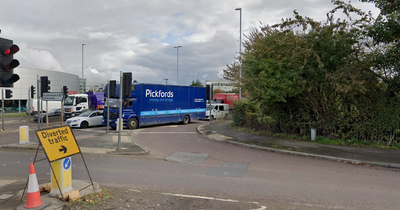 Dramatic scenes as police car rammed by suspected burglars on M621 chase