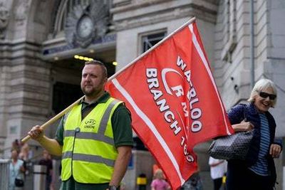 ‘Saving me a fortune in fares’: Commuters thank unions for rail strikes