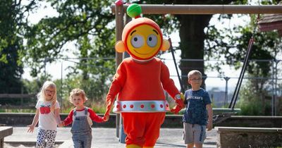 Children in West Lothian attend road safety storytelling session