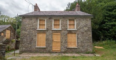 Farm with outbuildings perfect for renovation nestled in pretty river valley is going to auction