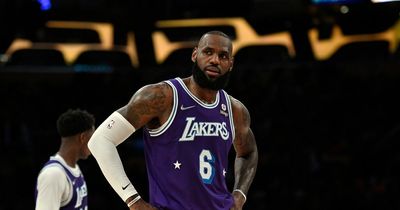 LeBron James signs extension with LA Lakers which makes him NBA's biggest ever earner