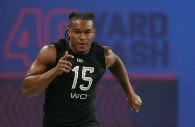 WATCH: Bears rookie WR Velus Jones Jr. shows off elite speed
