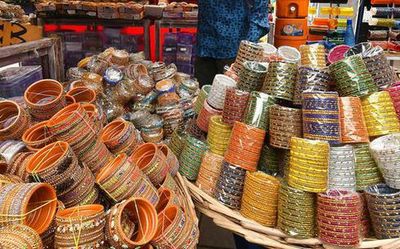All that glitters… Will the unique Charminar lac bangles get GI tag?