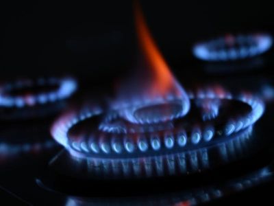 Labor prepares trigger if gas falls short