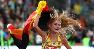 Germany's Konstanze Klosterhalfen thanks Sonia O'Sullivan after gold medal win at European Athletics Championships