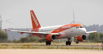 easyJet offering way to avoid Manchester Airport queues