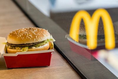 McDonald's tests new chicken sandwich