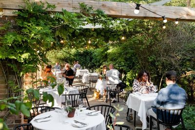 Updown, Kent: ‘They make you lunch and sell you a fantasy’ – restaurant review