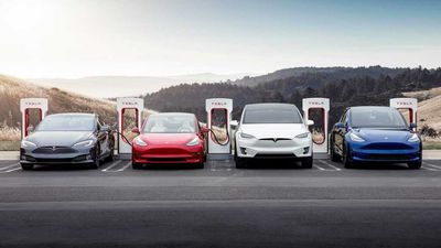 EV Tax Credits, Tesla, Lucid, Rivian & VinFast: EV News Aug 18, 2022