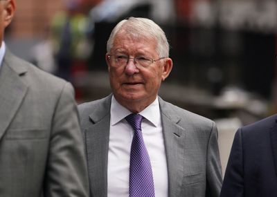 Sir Alex Ferguson says Ryan Giggs had ‘fantastic temperament’ as he gives evidence in assault trial