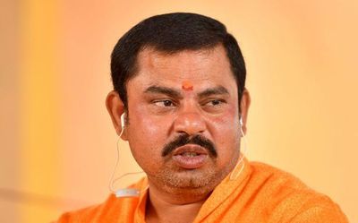 MLA Raja Singh detained for call to obstruct comedian’s show today