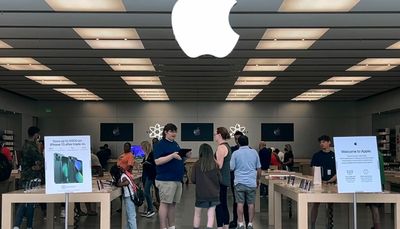 Apple warns of security vulnerabilities for many iPhones, iPads and Macs