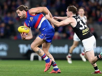 Bulldogs chase backdoor AFL finals entry