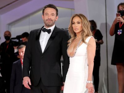 Jennifer Lopez and Ben Affleck wedding: Ambulance seen leaving Georgia home hours before festivities